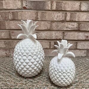 Set of 2 Pineapple Pineapple Ceramic Lidded Canister White Crown Lid